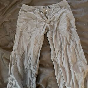 Mountain Hard Wear cargo style pants. Good used condition.